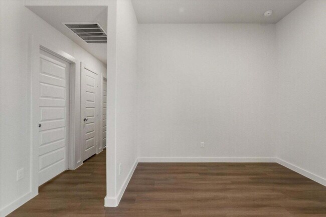 Building Photo - Beautifully Designed 3/2/2 Home with Spacious Yard in Frenship ISD