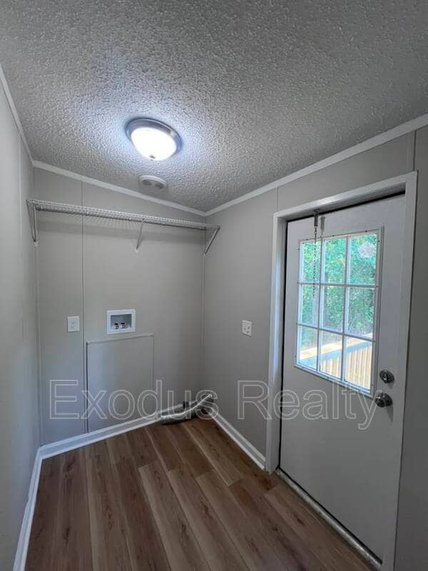 Building Photo - 771 Deer View