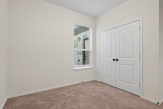 Building Photo - 4600 Ercolano Ln