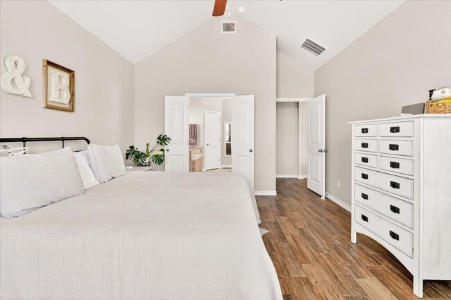 Building Photo - 7841 Fort Griffen Dr