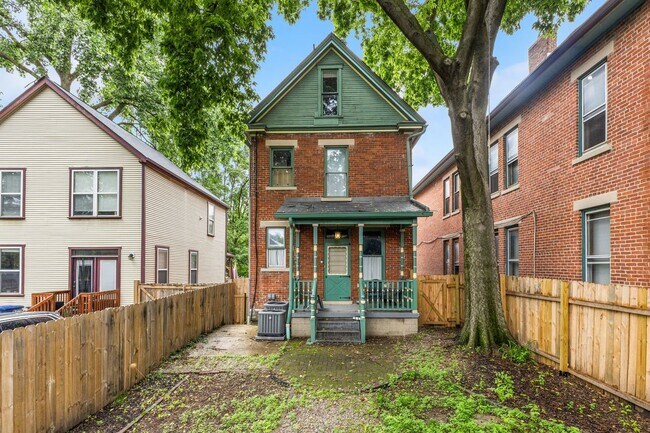 Building Photo - 67 E 1st Ave