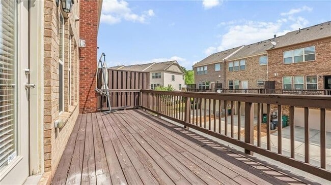 Building Photo - 705 Ayala Pl