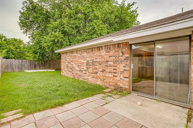 Building Photo - 926 Irene St