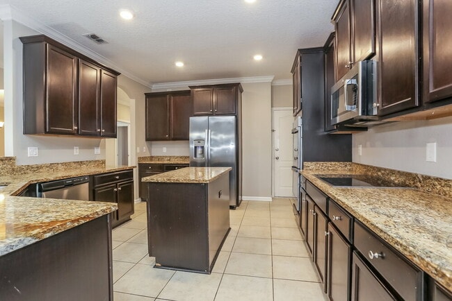 Building Photo - 15928 Baxter Creek Dr