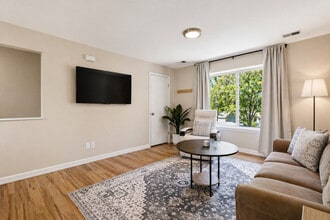 Building Photo - 18443 Sharon Ln