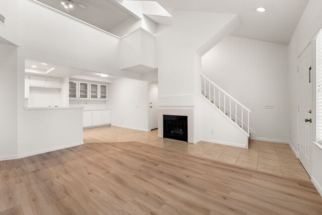 Building Photo - 16510 Stonehaven Ct