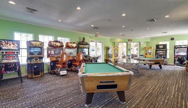 Building Photo - 8103 Coconut Palm Way