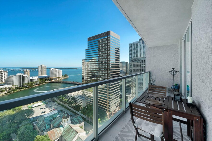 Building Photo - 500 Brickell Ave