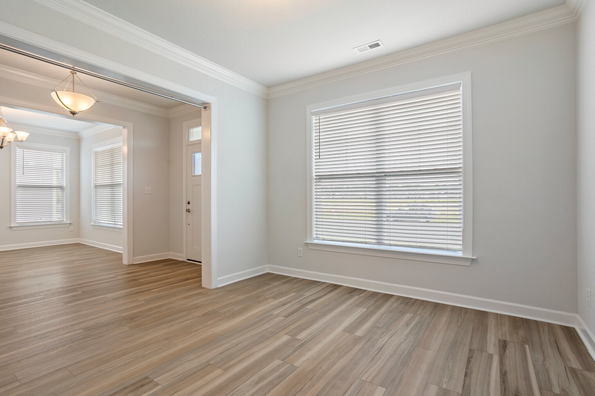 Building Photo - 2224 Hampton Roads Pky