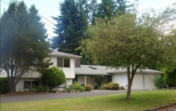Building Photo - 6633 161st Pl SW