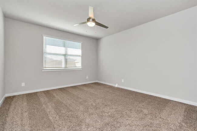 Building Photo - 3020 Gunnersbury Dr