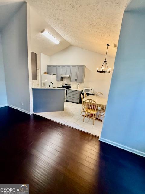 Building Photo - 1695 Racquet Club Dr NW