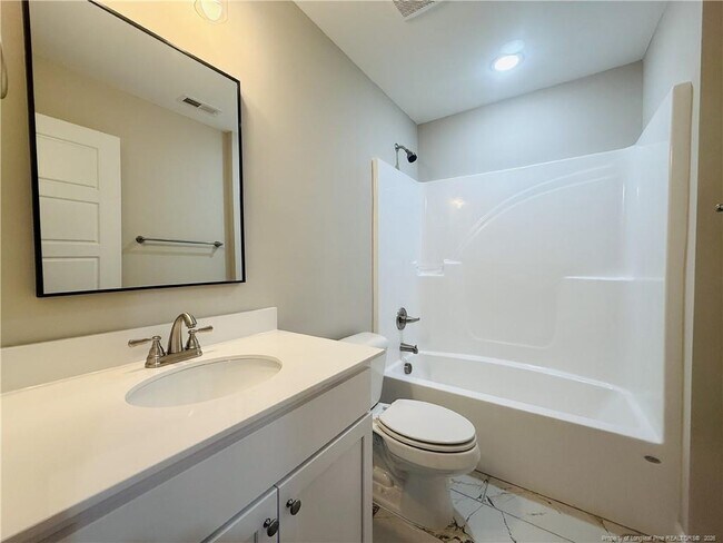 Building Photo - 8115 King Rd