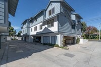 Building Photo - Costa Mesa Townhome | 2BR, 2.5BA | Minutes to the Coast | *FREE ½ MONTHS RENT UPON MOVE IN*