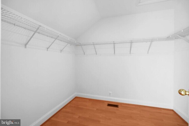 Building Photo - 12806 Murphy Grove Terrace