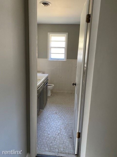 Building Photo - 3 br, 2 bath House - 2400 Bryan Drive