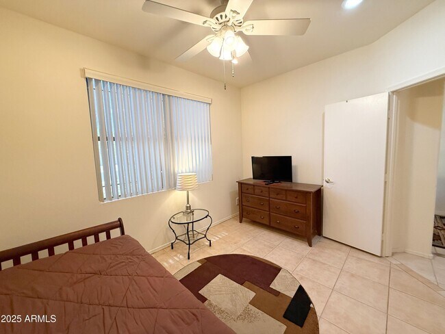 Building Photo - 17934 W Deneen Way