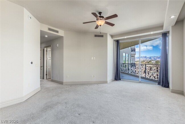 Building Photo - 9103 Alta Dr