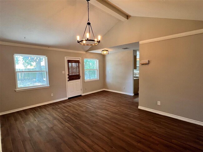 Building Photo - 1306 Gamma St