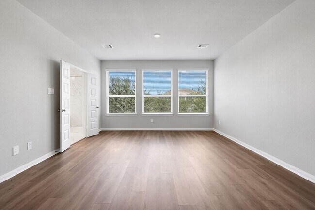 Building Photo - 3110 Millwork St