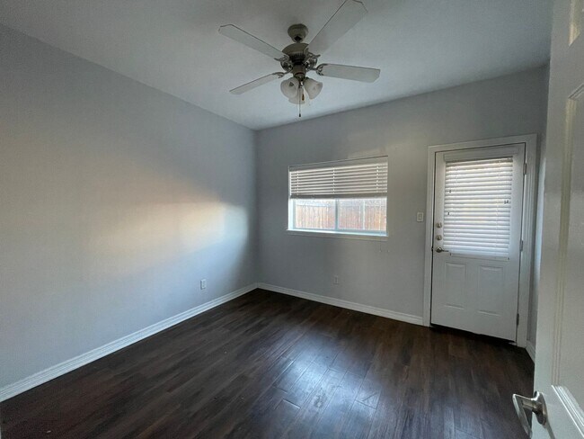 Building Photo - Lakeridge Townhomes - Unit 2211