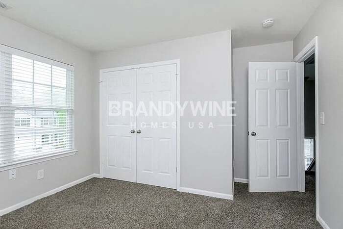 Building Photo - 3825 Fircrest Dr