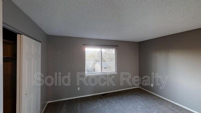 Building Photo - 2309 Lexington Village Ln