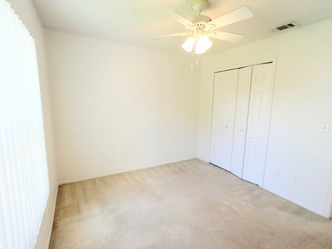 Building Photo - SUMMER SPECIAL 1/2 OFF FIRST MONTH'S RENT ...