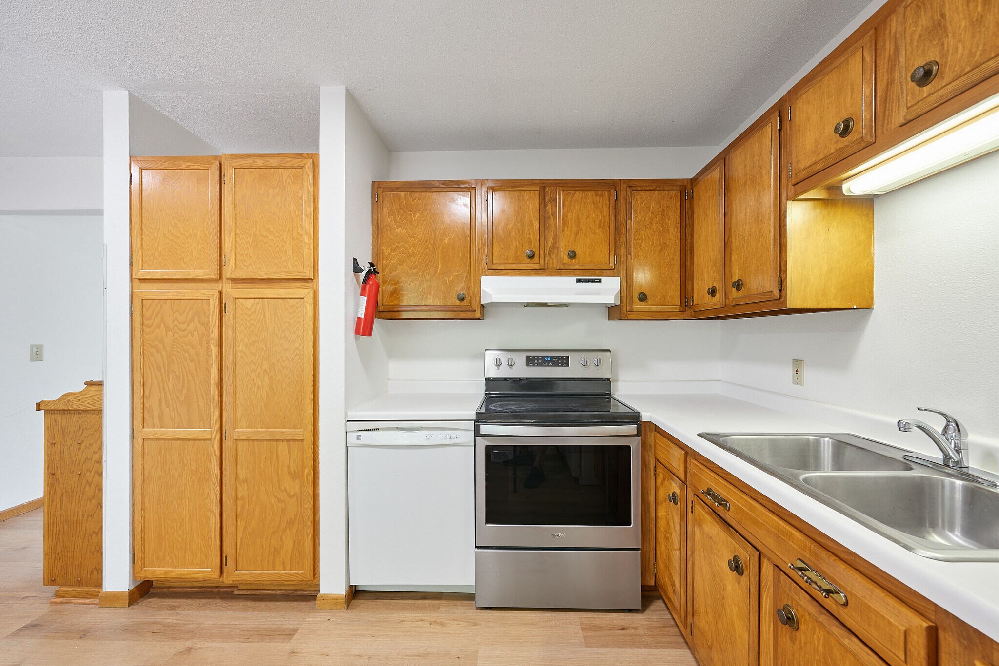 Kitchen - 1353 15th Ave S