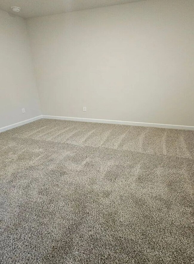 Building Photo - A Place to Call Home in Cypress Ridge 3 Bedroom Rental