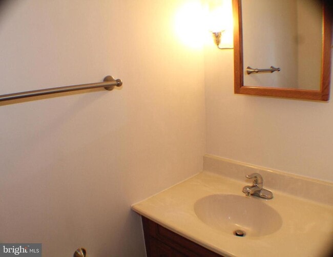 Building Photo - 7915 Tyson Oaks Cir