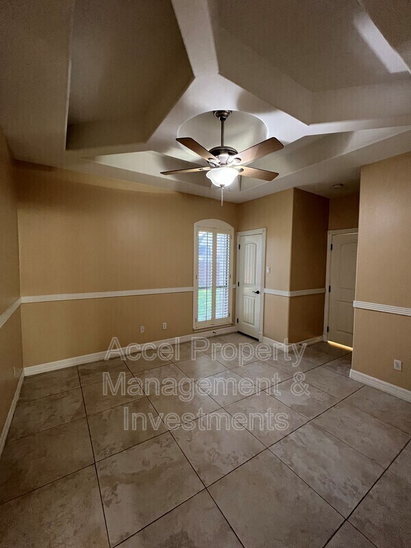 Building Photo - 3911 Inez St