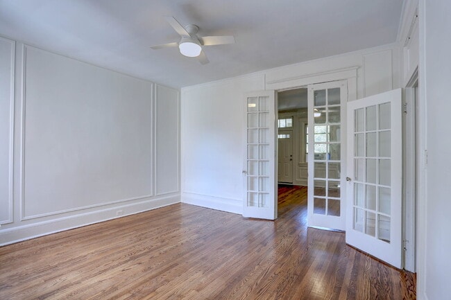 Building Photo - 3BD/1BA: Stunning Duplex in Baltimore City