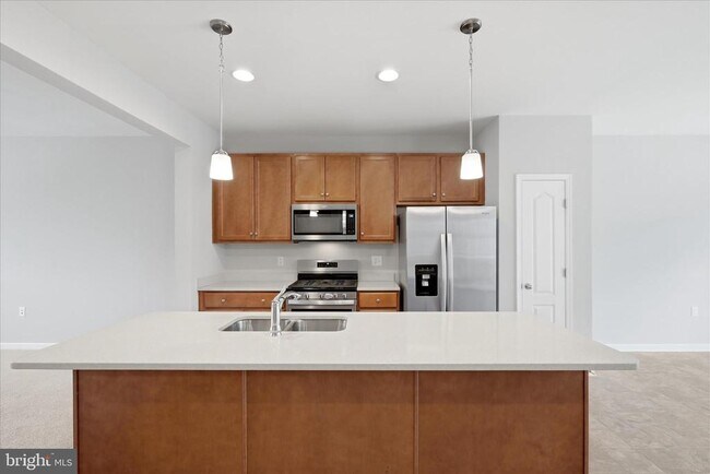 Building Photo - 117 Stribling Wy