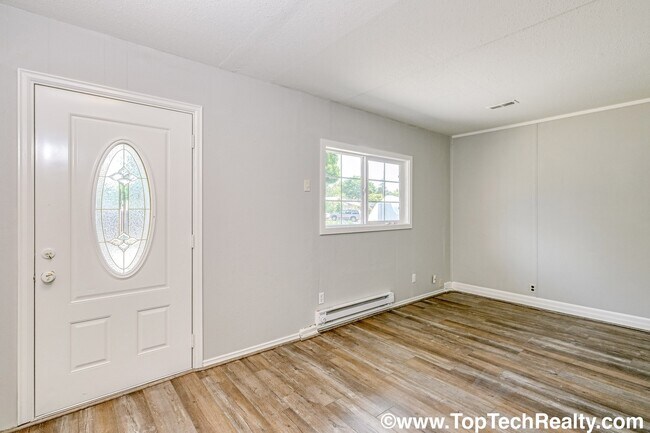 Building Photo - 14390 SW Furlong Way