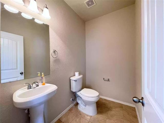Building Photo - 712 Whitemarsh Dr
