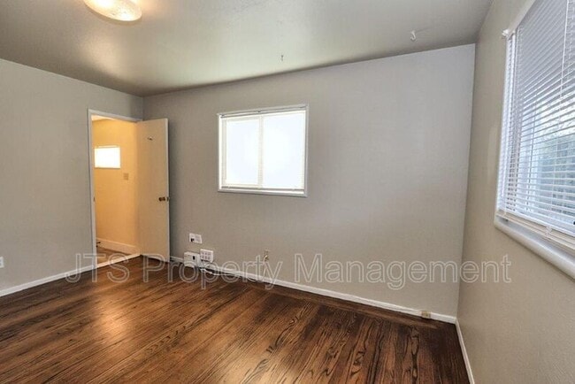 Building Photo - 1817 Vesta Way