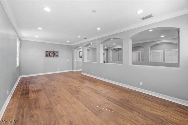 Building Photo - 8250 Sumner Ave