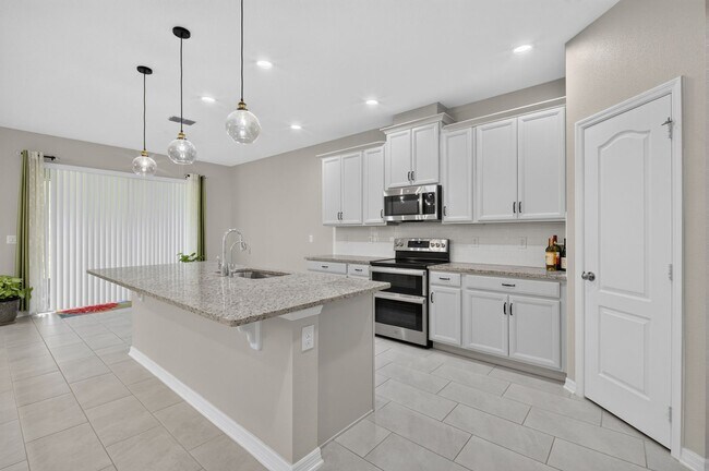 Building Photo - 6081 Monterey Cypress Trl