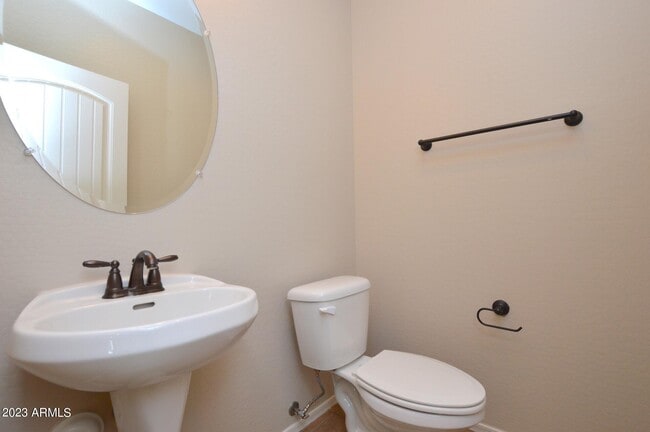 Building Photo - 4451 E Remington Dr