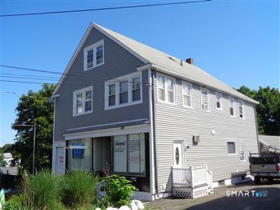 Building Photo - 1431 Bank St