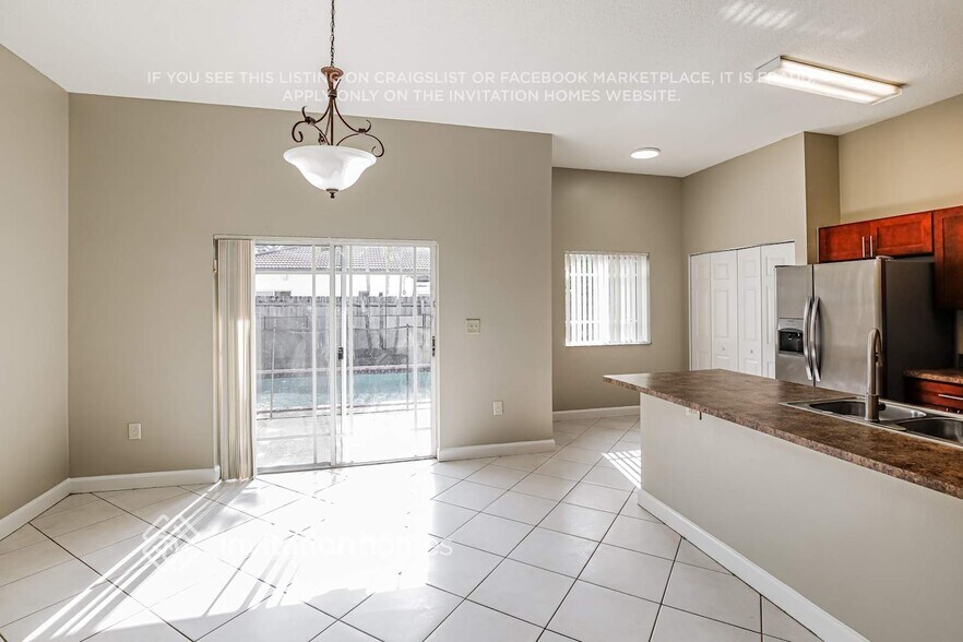 Building Photo - 14146 SW 160th Ct