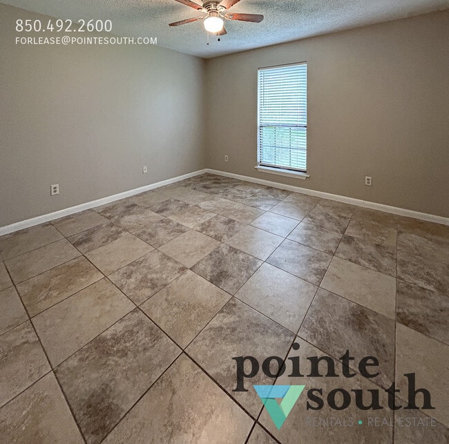 Building Photo - 6410 Schoel Ln