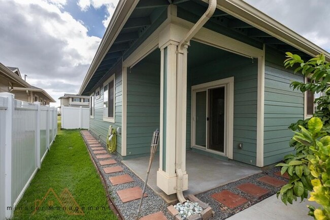 Building Photo - 91-1511 Laauala Street