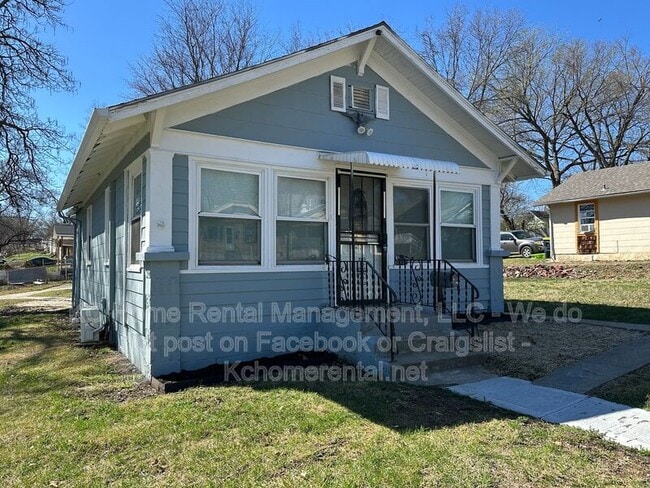 Building Photo - 2917 E 61st St