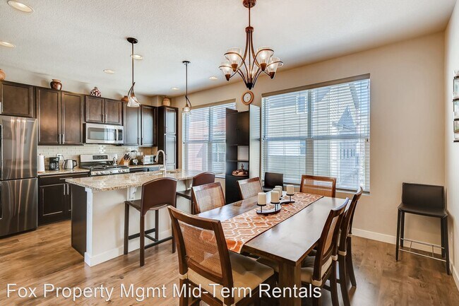 Building Photo - 2 br, 3 bath House - 11243 Colony Cir