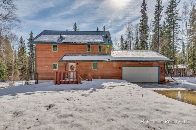 Building Photo - 4 Bed 3 Bath Home off of Gold Hill Rd- PET...
