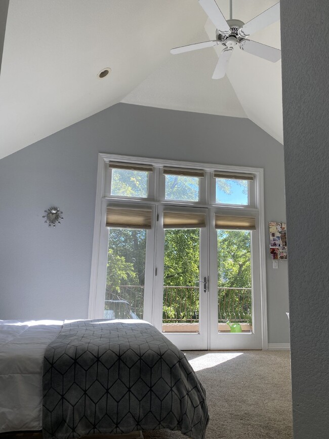 Building Photo - Cherry Creek Executive 3bd/4ba home 3743SF!