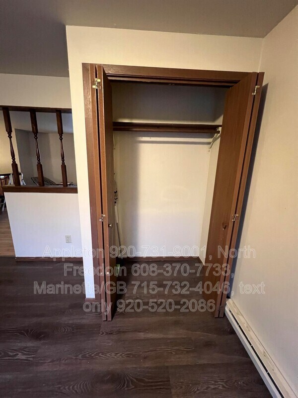 Building Photo - 494 Cedar St