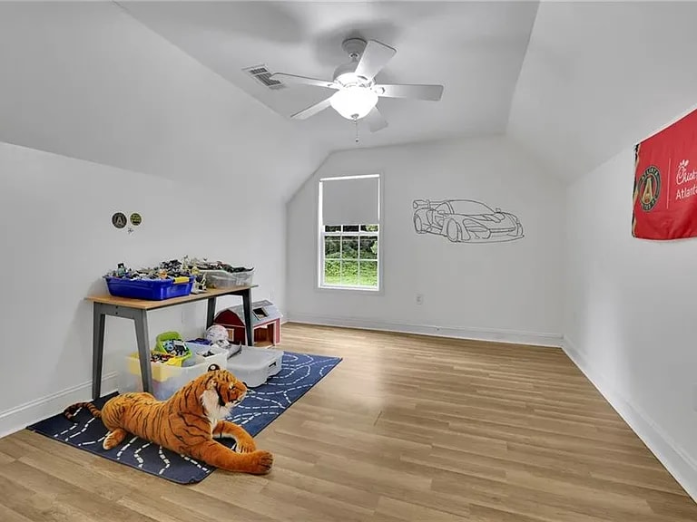 Spacious Bedroom with Shared Bath - 41 Spring Ln NW